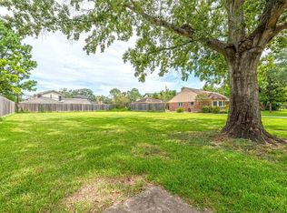 4934 Dumfries Dr, Houston, TX 77096