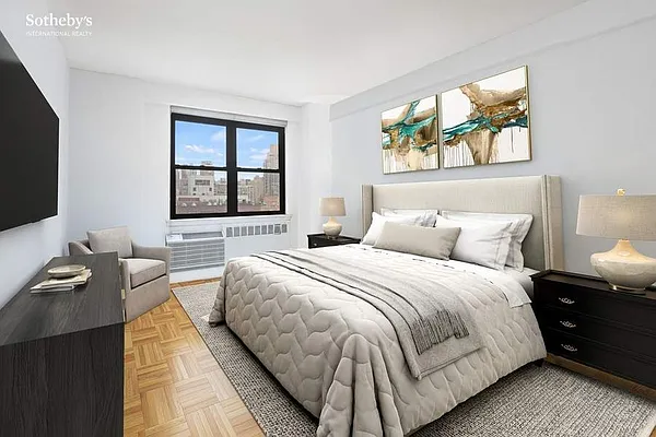 Rented by Sotheby's International Realty | media 9