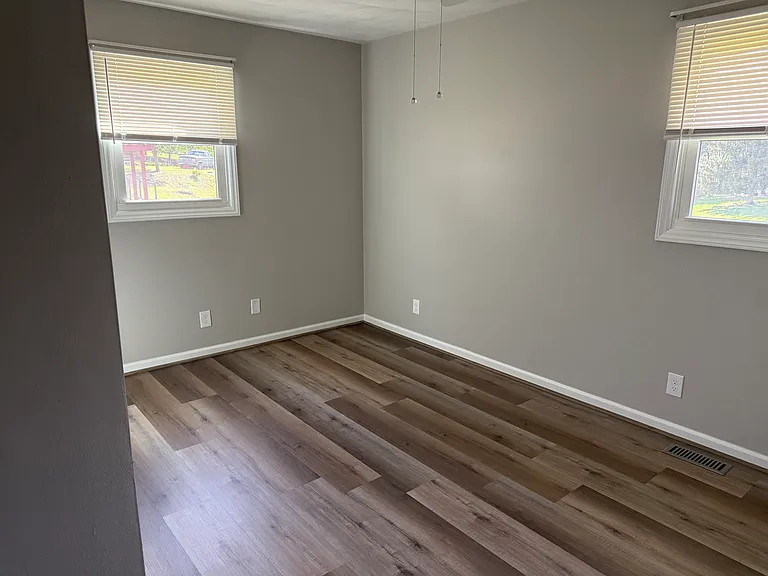 1255 Cambria St NE #A — Photo 14
