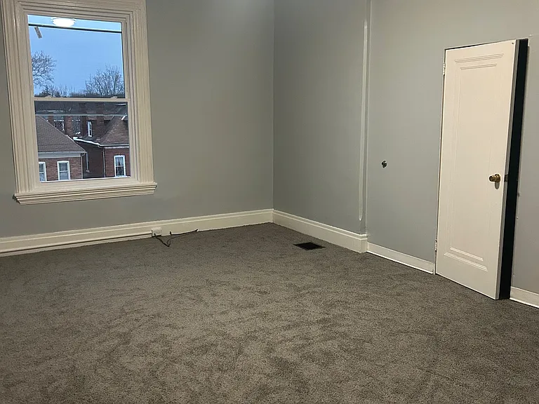 5491 Hays St #2 — Photo 4