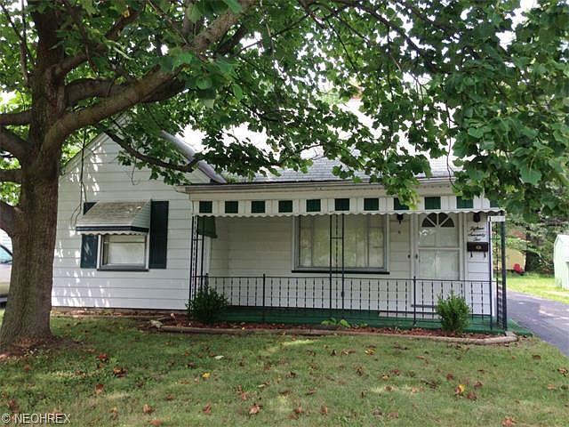 1st image of 1572 Thalia Ave