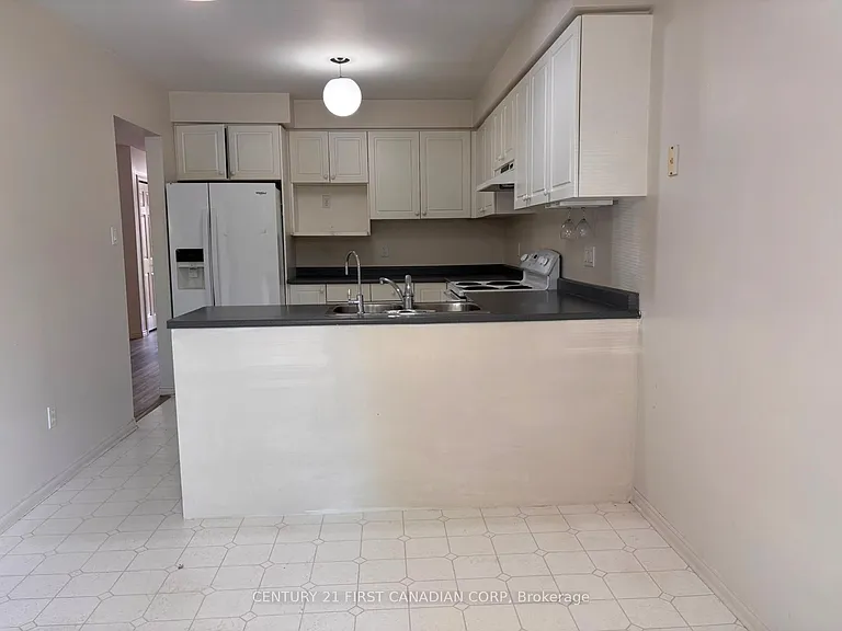601 Grenfell Dr #79 — Photo 11