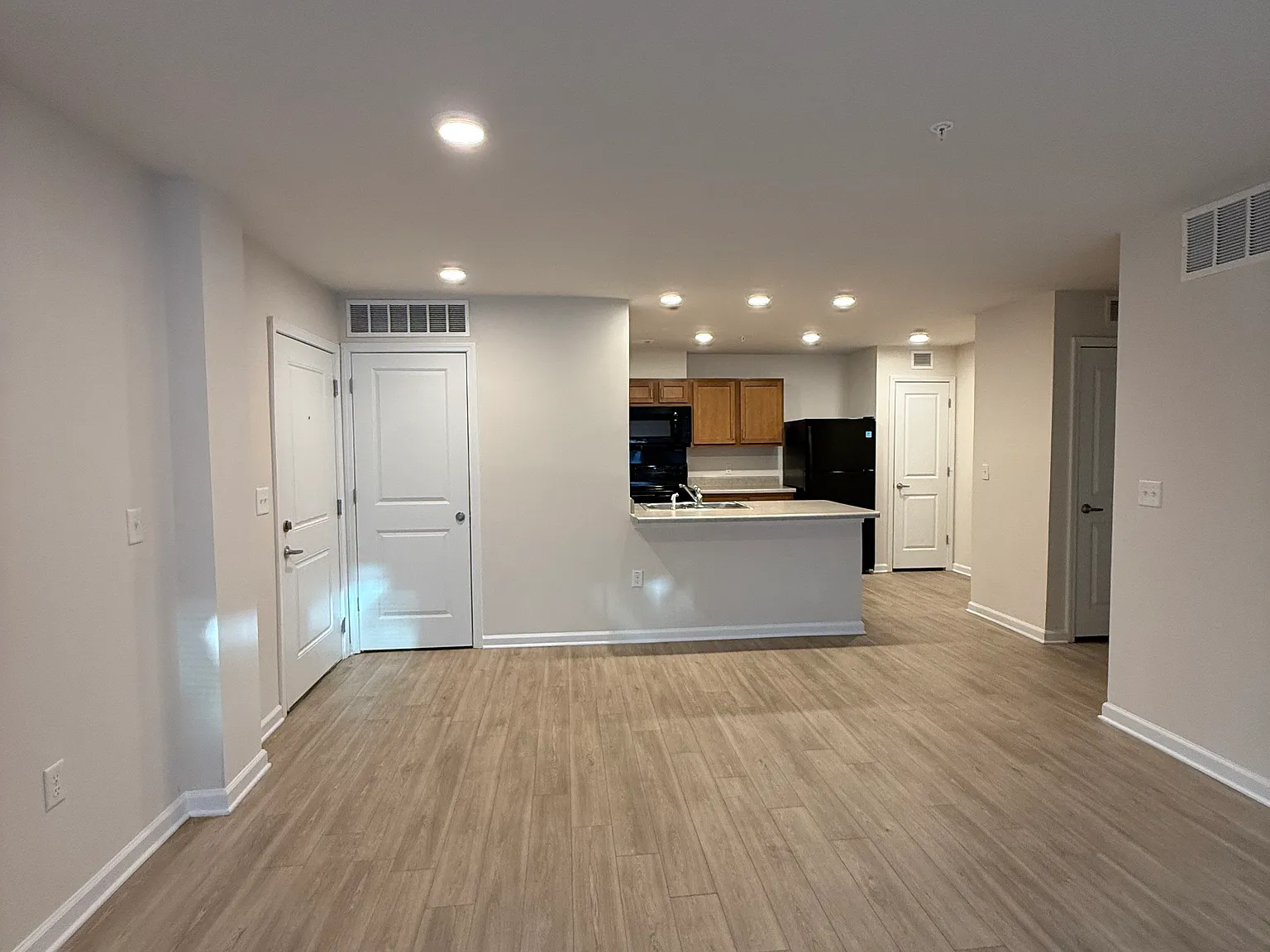 Bay Pointe III — Photo 4