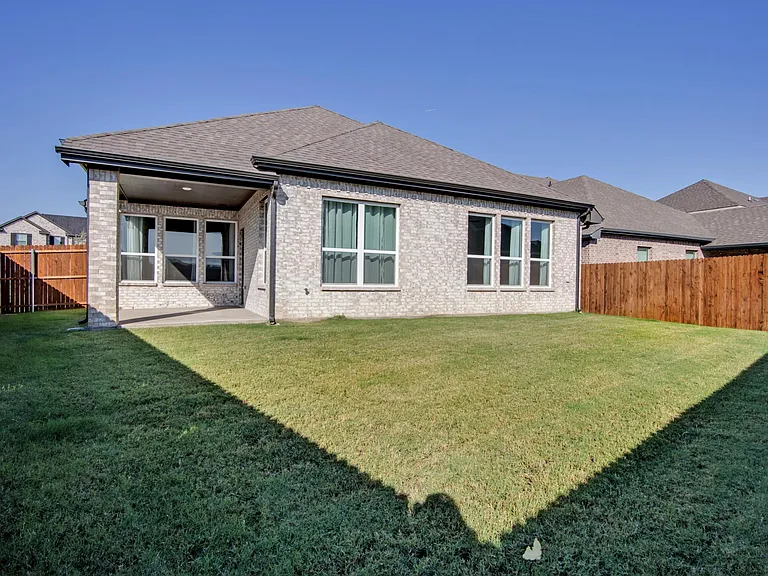 1021 Catskill Ct — Photo 24