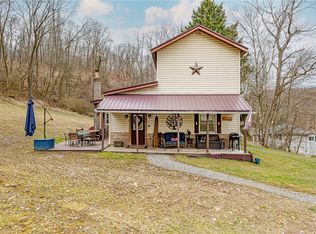 110 Valley View Dr, Kittanning, PA