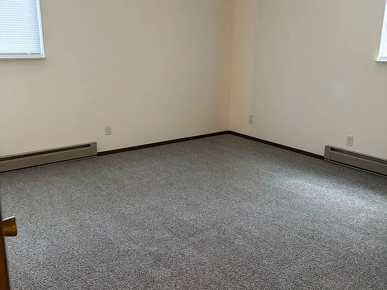 123 Parkview Cir — Photo 13