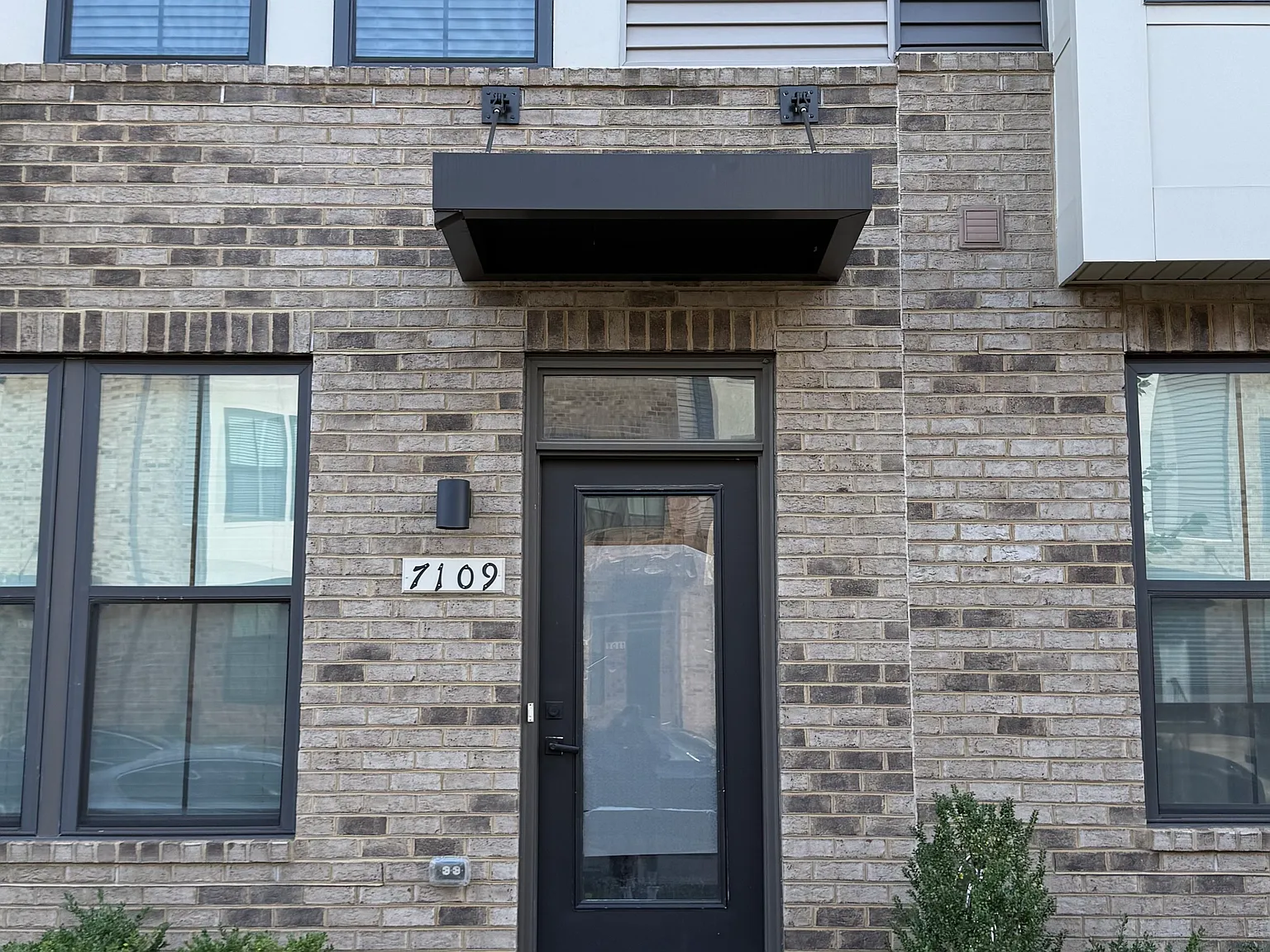 7109 Foundry St — Photo 1