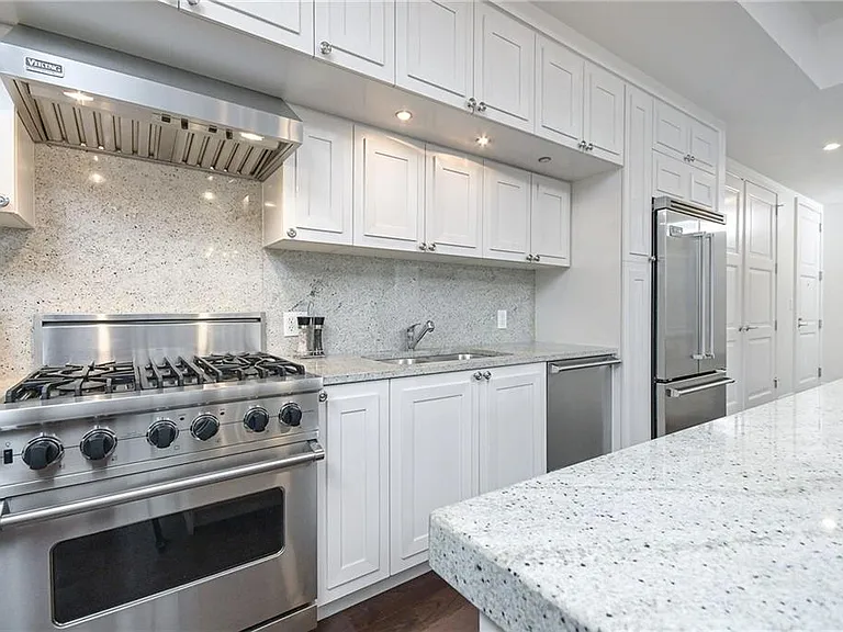 1820 Peachtree St #1002 — Photo 6