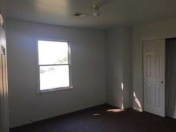 unit 1 bedroom