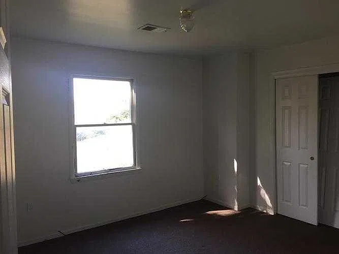unit 1 bedroom