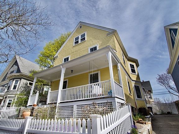 3rd image of 97 Sawyer Ave