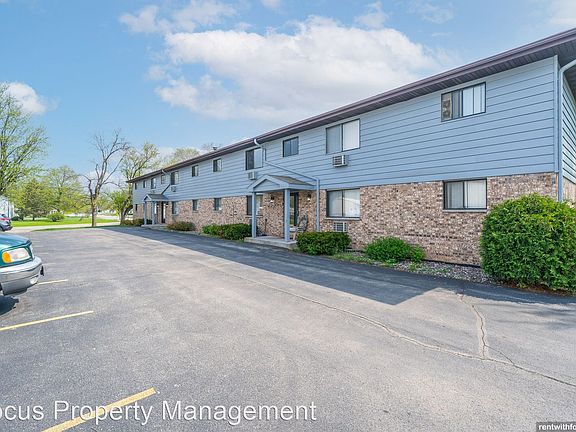 3rd image of 671 S Western Ave #13499316