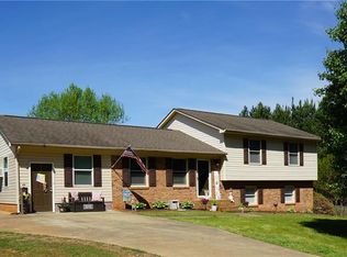 374 Howards Creek School Rd, Lincolnton, NC 28092