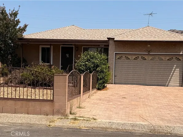 9929 Saticoy St, Burbank, CA 91504