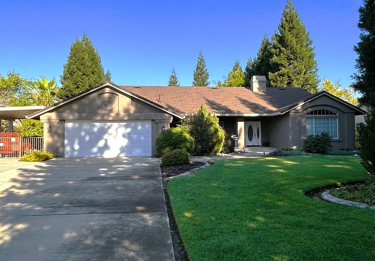 Beautiful 3 bedroom 2 bath home on the River - HOA Community — Photo 1