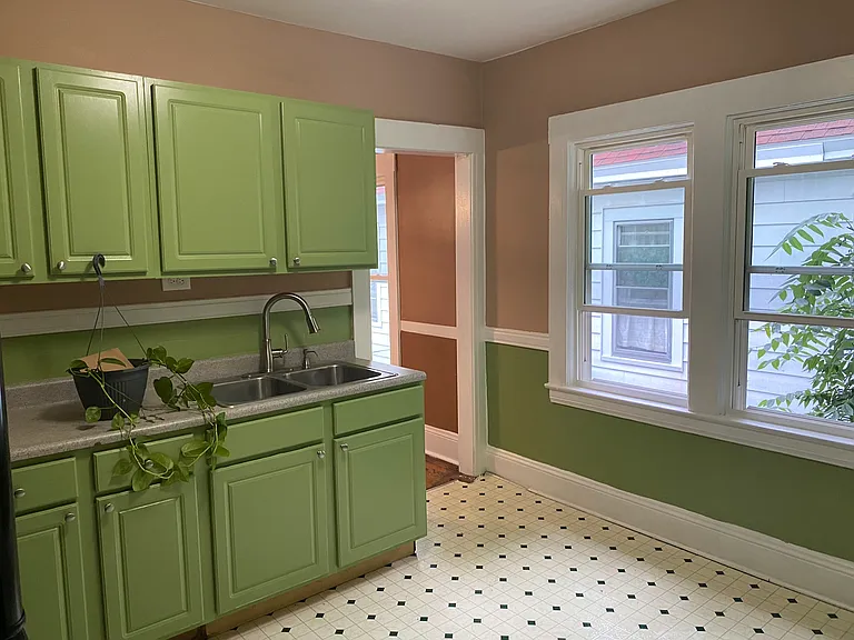 315 Tennyson Ave #315 — Photo 8