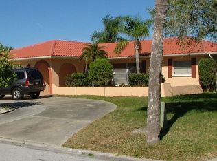 4937 S Shore Dr, New Port Richey, FL 34652