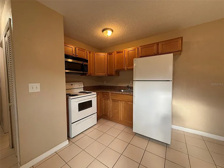 601 Hardy St #8 — Photo 3