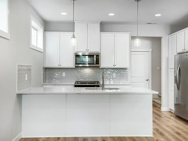 13715 NW 7th Pl — Photo 9