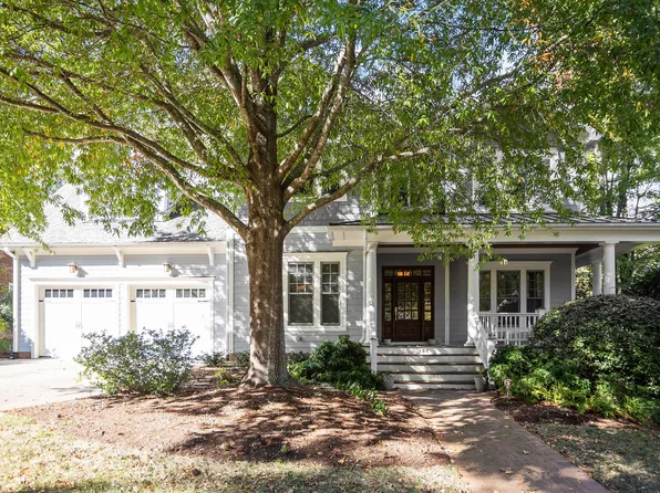 108 Cross Creek Dr, Chapel Hill, NC 27517