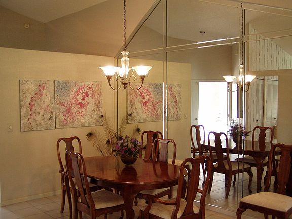 Formal Dining Area w/ Custom Mirrored Wall