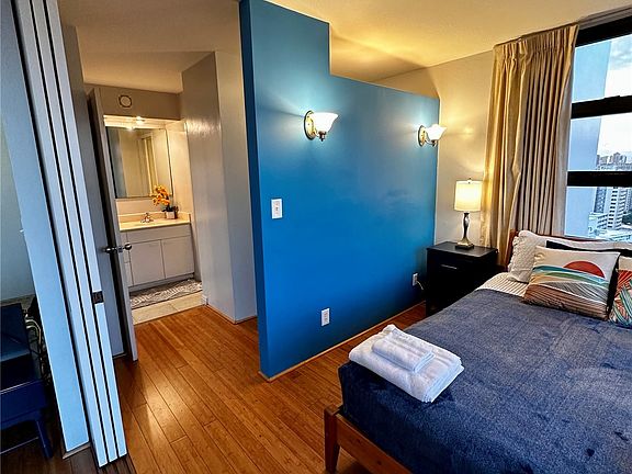 4th image of 201 Ohua Ave #2401