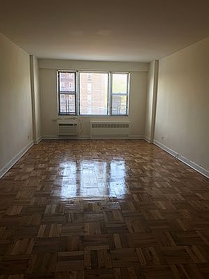 4th image of 9801 67th Ave #5X