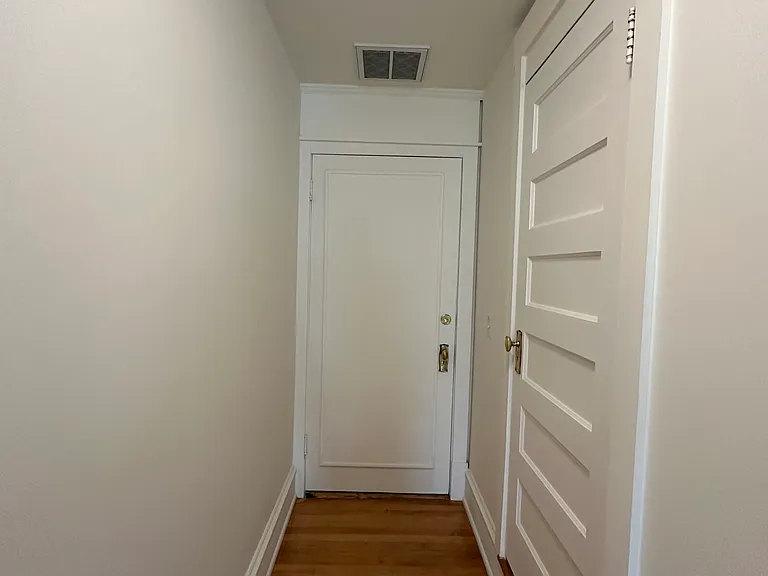 Woodruff Apartments — Photo 17