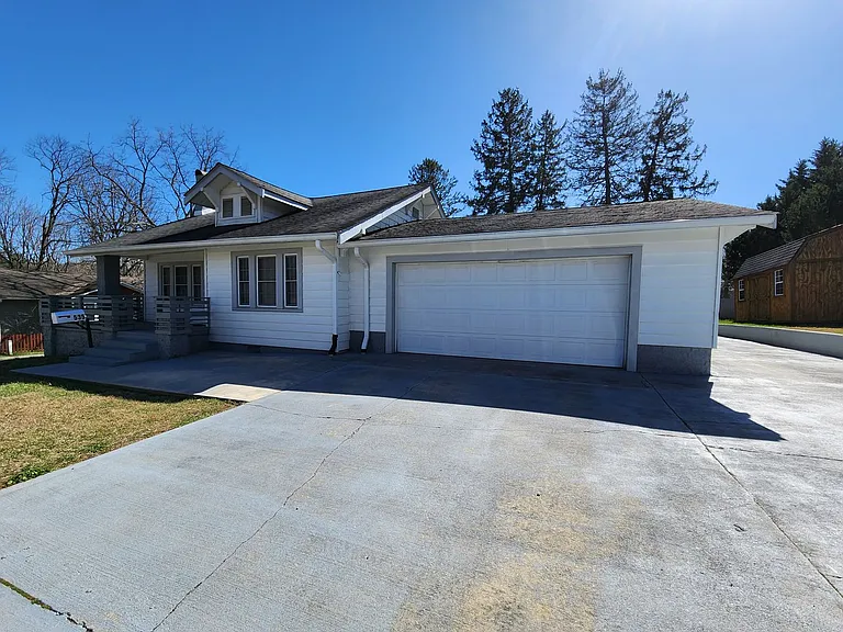 535 Fairview Rd — Photo 3