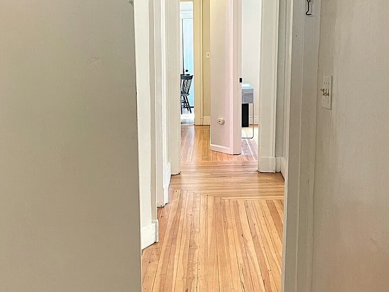 48 Lyon St #1 — Photo 5