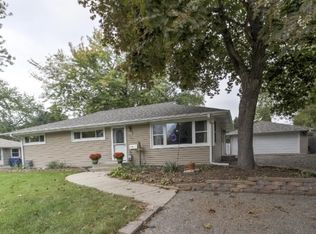 3200 Baillif Pl, Bloomington, MN 55431
