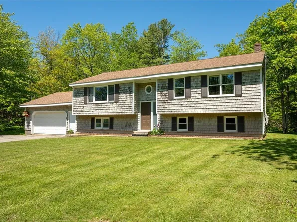 131 Bayside West W, Owls Head, ME 04854
