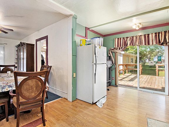 5th image of 403 E Franklin St