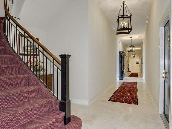 4th image of 2068 Walton Way APT 101