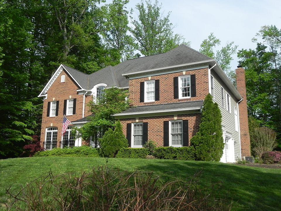1st image of 3466 Monarch Dr