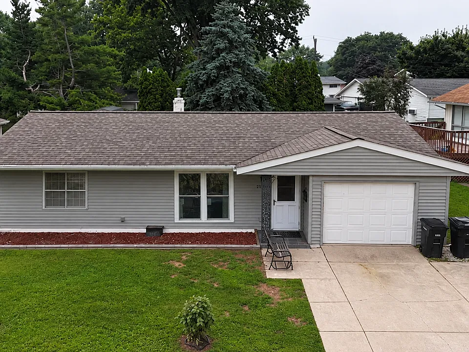 2504 Kickapoo Dr