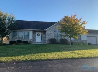 2 Zachary Cir #25, Waterville, OH 43566