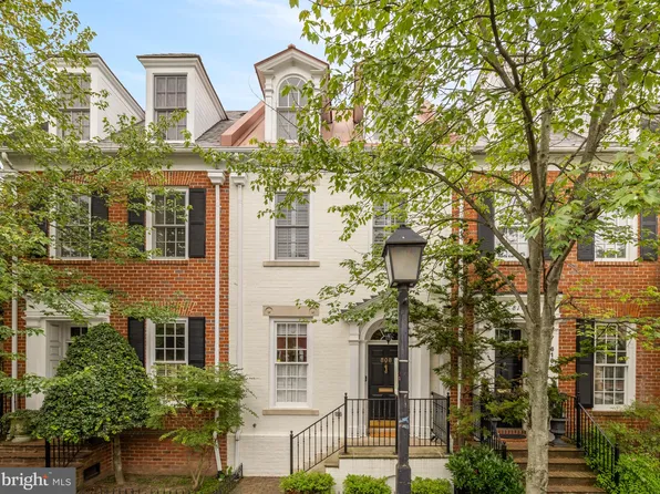 808 Cameron St, Alexandria, VA 22314