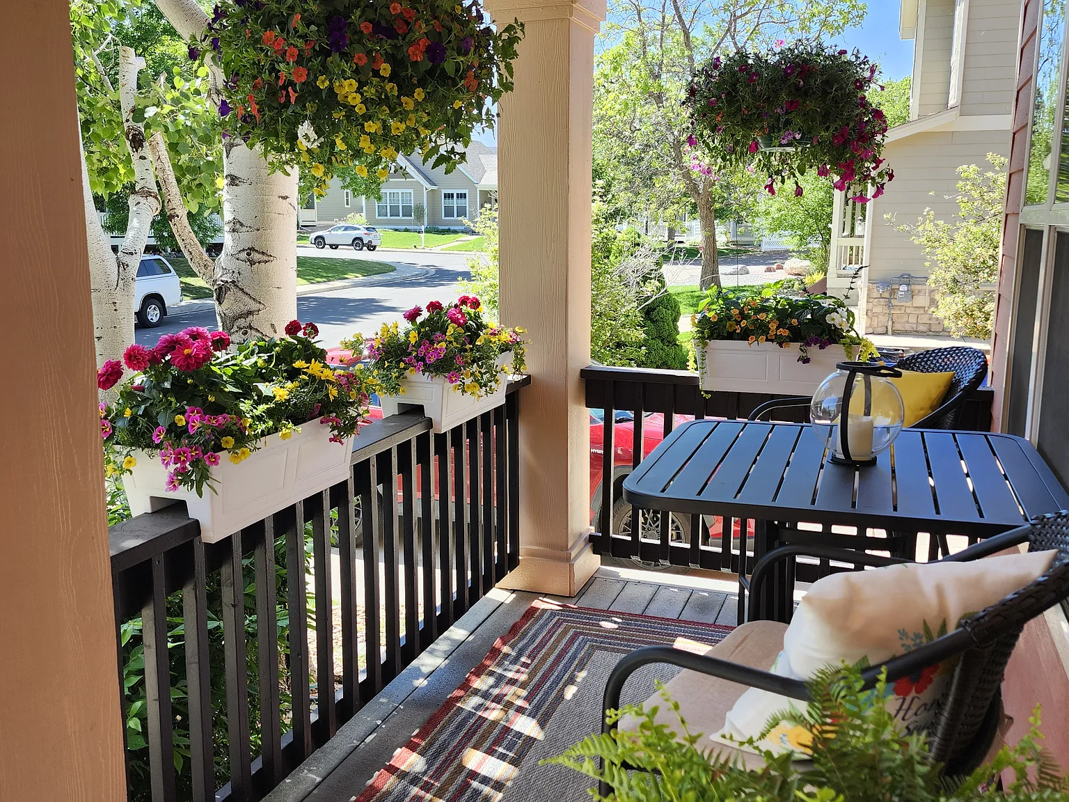 5 bed, 2500 sqft, $3,300 — Photo 3