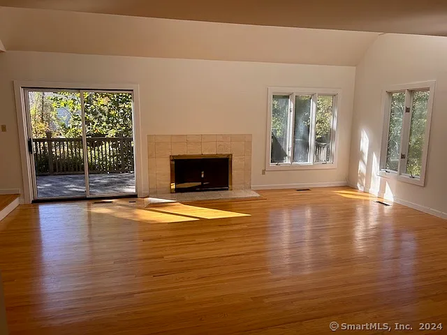 28 Punch Bowl Dr — Photo 2