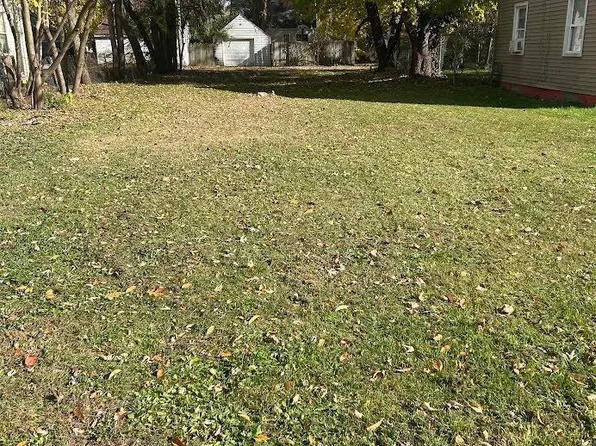 1622 Obrien St, South Bend, IN 46628