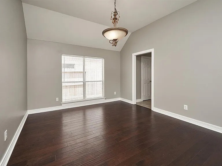 314 Shore Breeze Ln — Photo 12