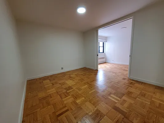 Rented by Corcoran | media 21