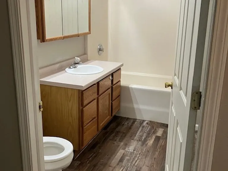 1148 Dutchman Dr — Photo 11