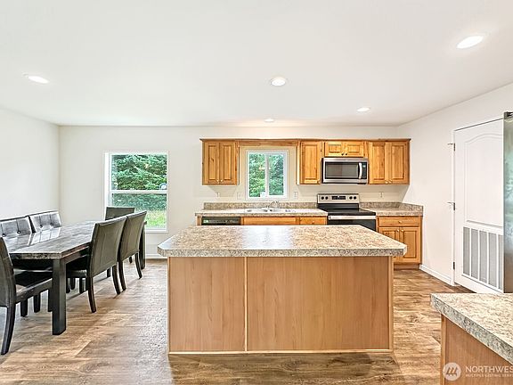 4th image of 46 Copalis Beach Road