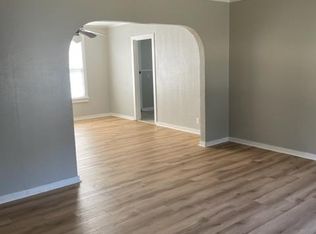 243 E McCormick St, Shreveport, LA 71104