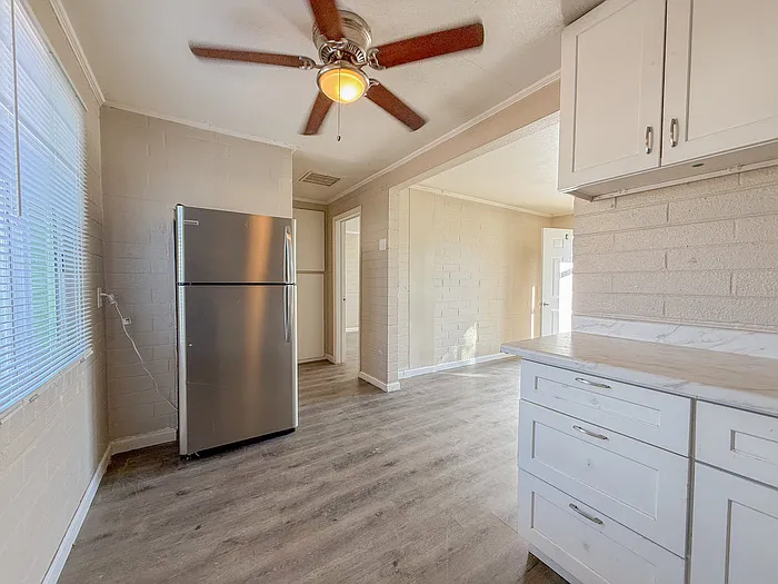 2 E Navajo Rd #E — Photo 6