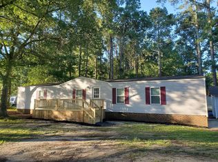 515 Swinson Rd, Maple Hill, NC 28454