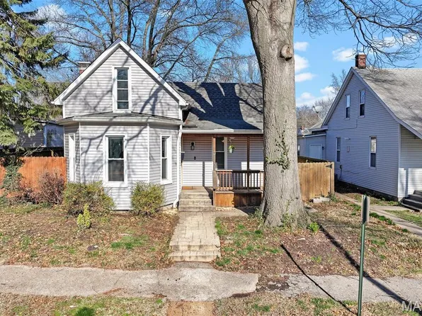 1109 La Salle St, Belleville, IL 62221