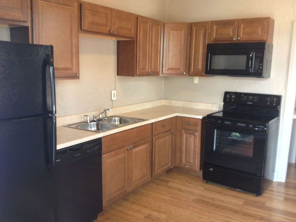 1st image of 15-21 N Walnut St #D0873607f